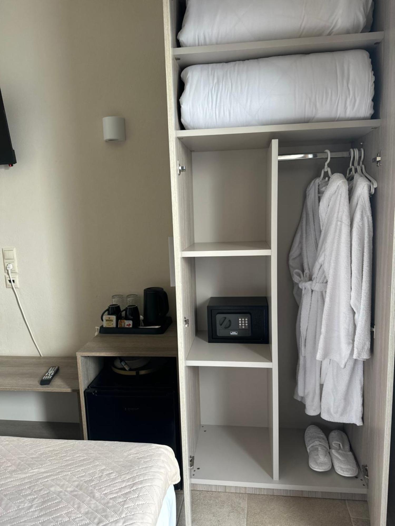 Yulia Luxury Apartments オウランオウポリ エクステリア 写真